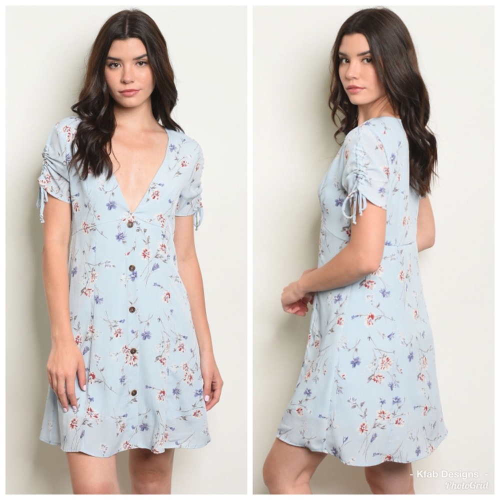 ❤️LAST! Baby Blue Lined Floral Dress! - Picture 1 of 2